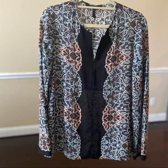 BCBGMaxAzria top - Picture 3 of 8